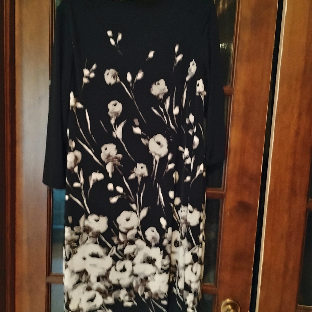 Chaps Black and White Floral Midi Dress